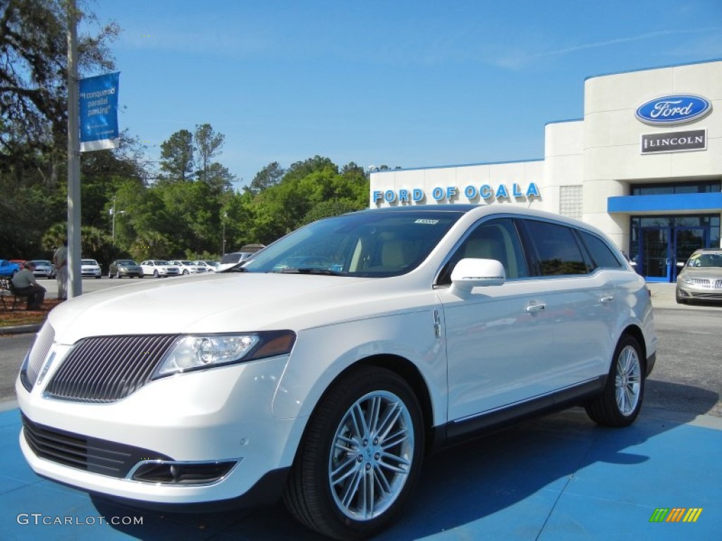 White Platinum 2013 Lincoln MKT EcoBoost AWD Exterior Photo #63057463