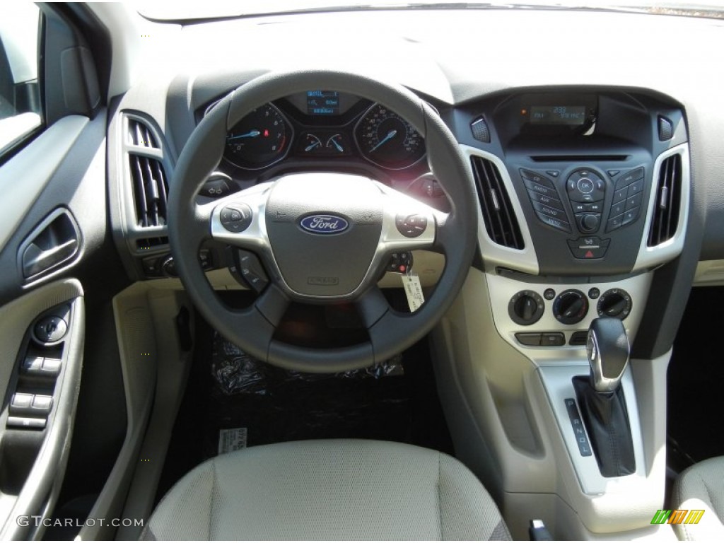 2012 Focus SE Sedan - Oxford White / Stone photo #7