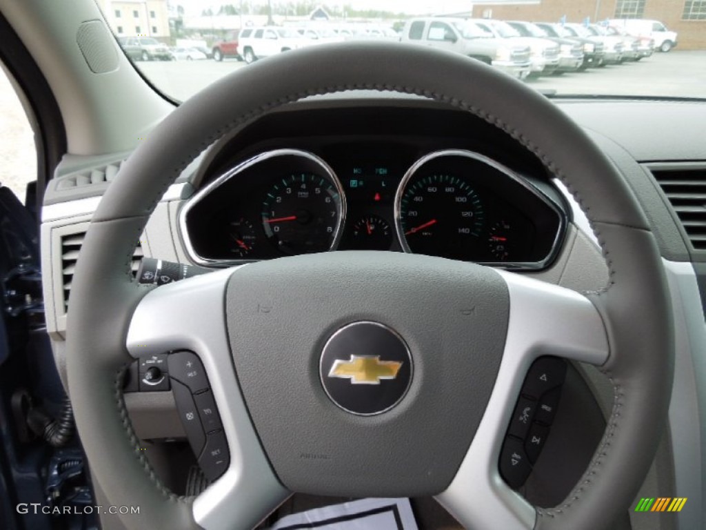 2012 Chevrolet Traverse LT Steering Wheel Photos