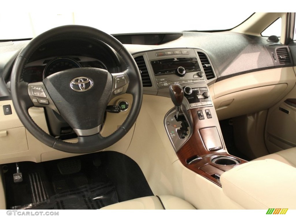 2009 Venza V6 AWD - Tropical Sea Metallic / Ivory photo #11