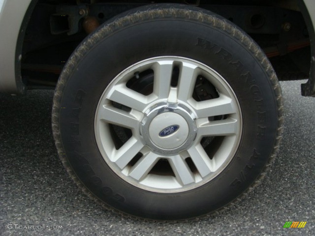 2004 F150 Lariat SuperCrew 4x4 - Oxford White / Tan photo #7