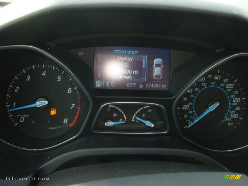 2012 Ford Focus SEL Sedan Gauges Photo #63065458