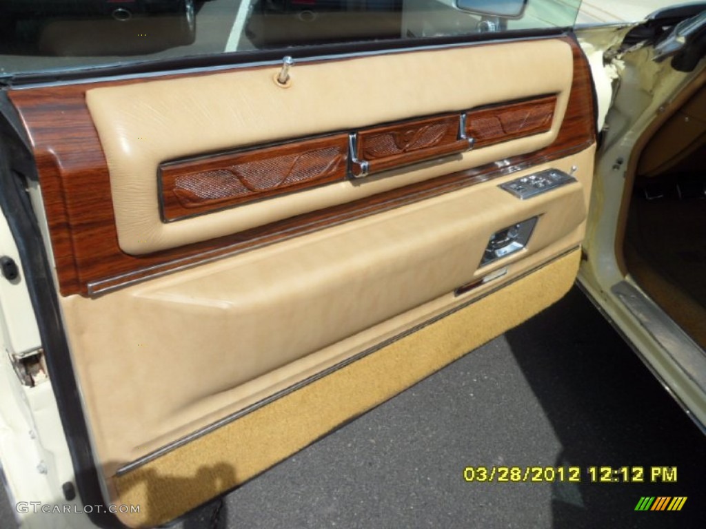 1976 Cadillac Eldorado Convertible Light Buckskin Door Panel Photo #63066100