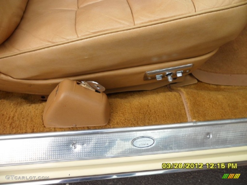 1976 Cadillac Eldorado Convertible Controls Photo #63066181