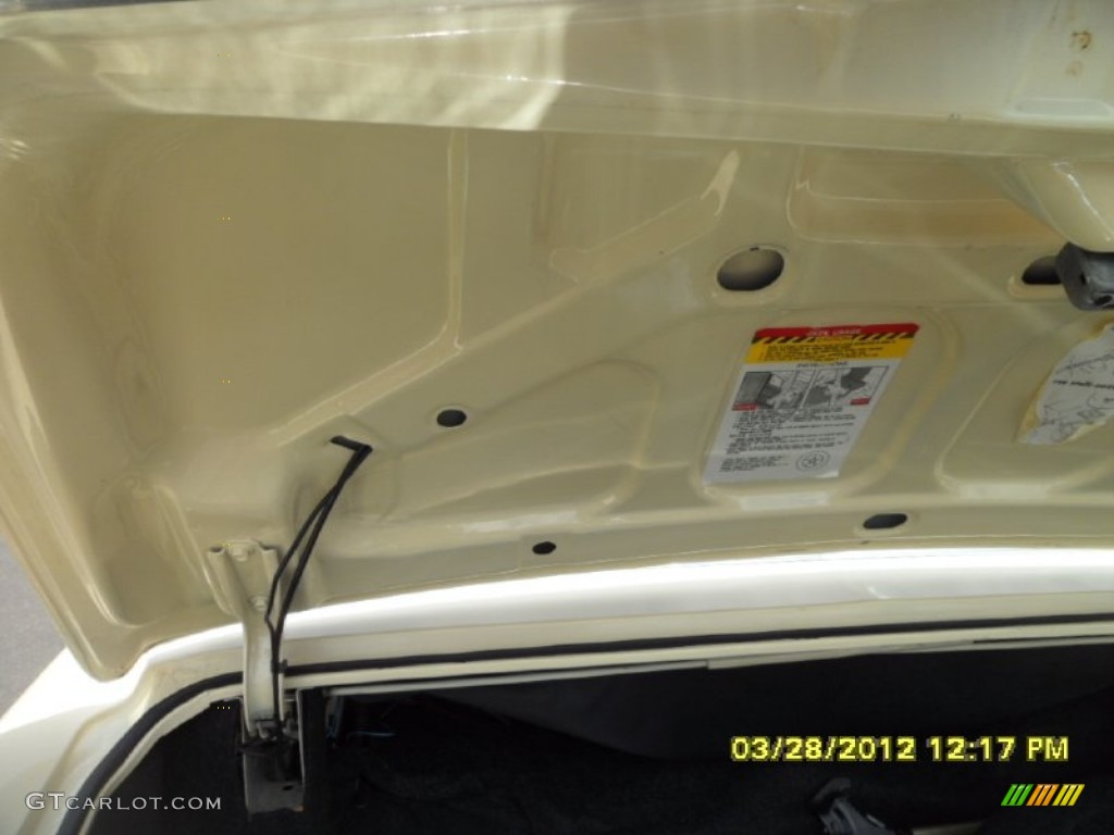 1976 Cadillac Eldorado Convertible Trunk Photo #63066217