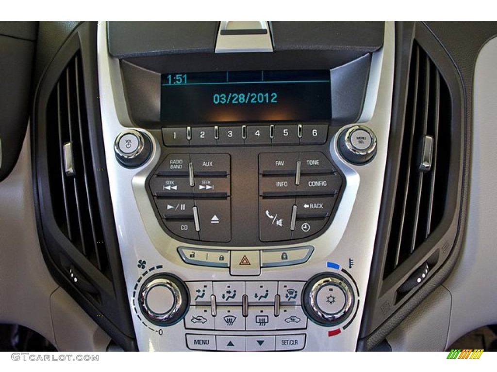 2011 Chevrolet Equinox LS Controls Photo #63068557