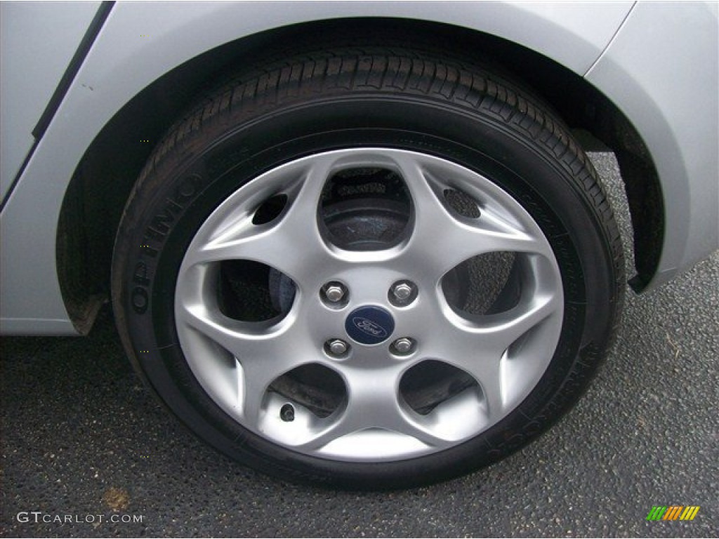 2011 Ford Fiesta SES Hatchback Wheel Photo #63069086