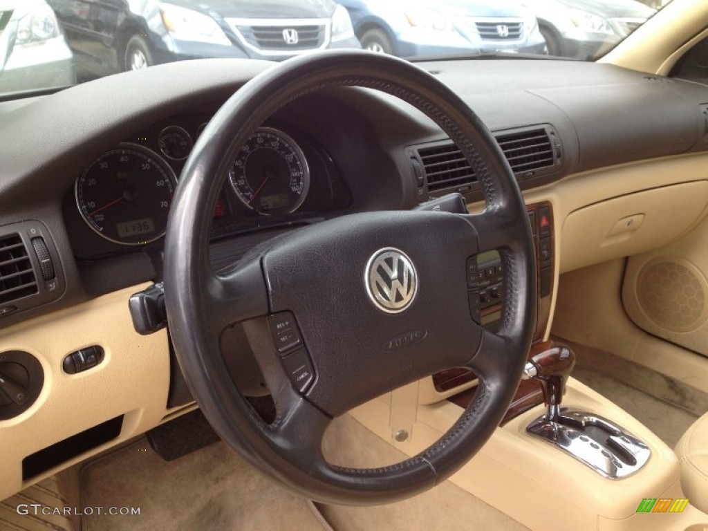 2004 Volkswagen Passat GLX 4Motion Wagon Beige Dashboard Photo #63075326