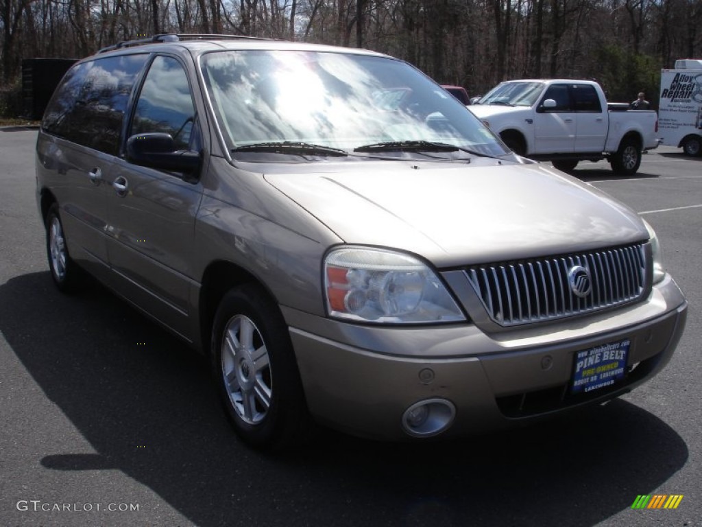 2004 Monterey Premier - Arizona Beige Metallic / Pebble photo #3