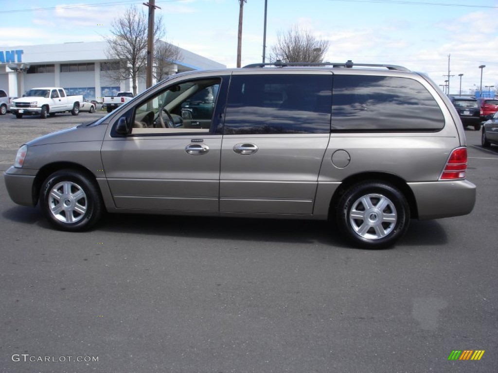 2004 Monterey Premier - Arizona Beige Metallic / Pebble photo #9