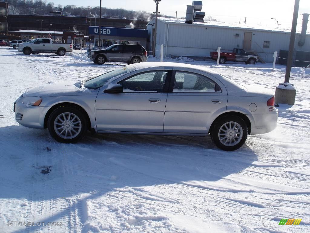 2006 Stratus SXT Sedan - Bright Silver Metallic / Dark Slate Grey photo #3