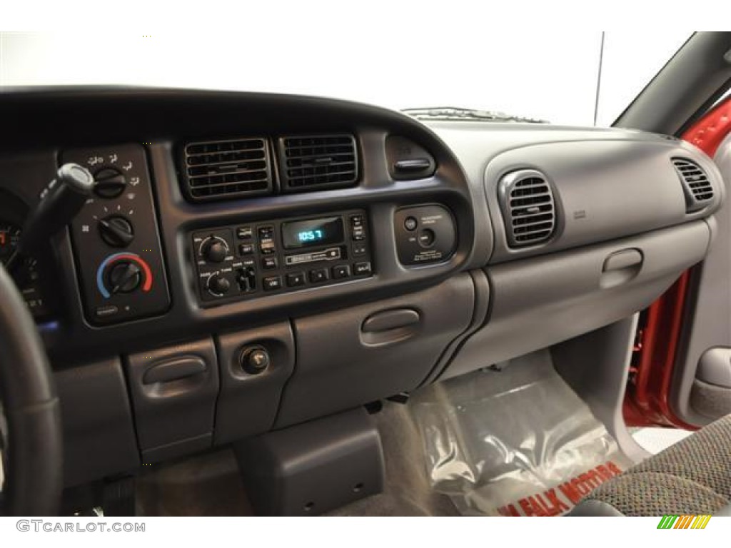 1998 Dodge Ram 1500 Laramie SLT Extended Cab Gray Dashboard Photo #63078965
