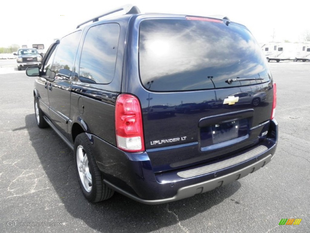 2005 Uplander LT AWD - Blue Granite Metallic / Medium Gray photo #16