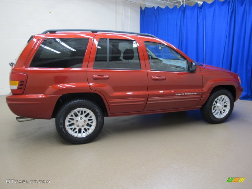 2002 Grand Cherokee Limited 4x4 - Inferno Red Tinted Pearlcoat / Sandstone photo #10