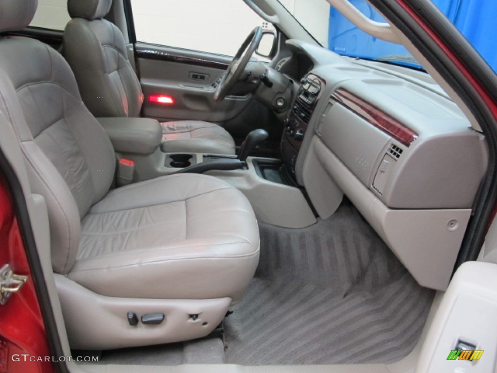 2002 Grand Cherokee Limited 4x4 - Inferno Red Tinted Pearlcoat / Sandstone photo #23