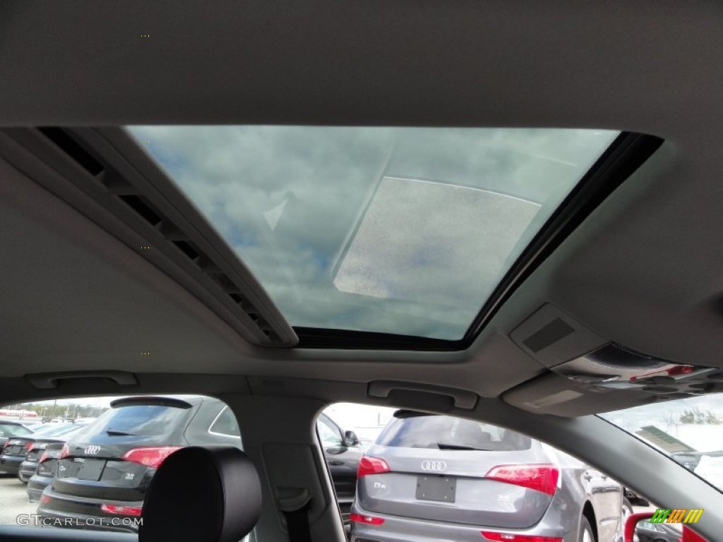 2005 Audi A4 2.0T quattro Sedan Sunroof Photo #63082343