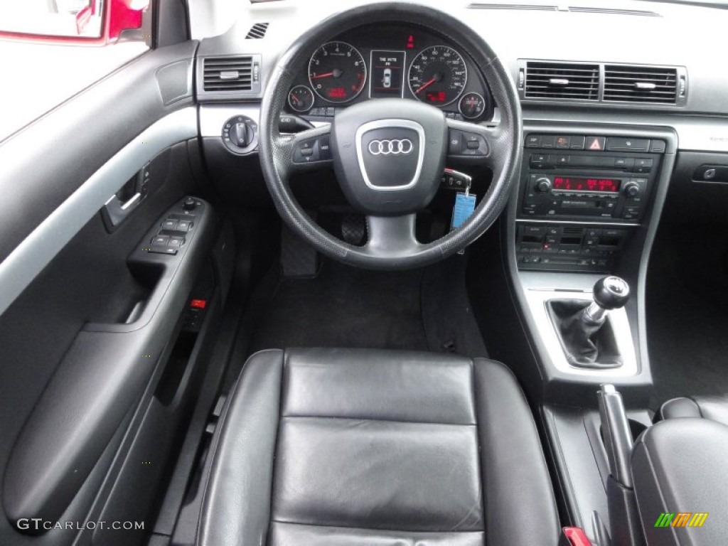 2005 Audi A4 2.0T quattro Sedan Dashboard Photos