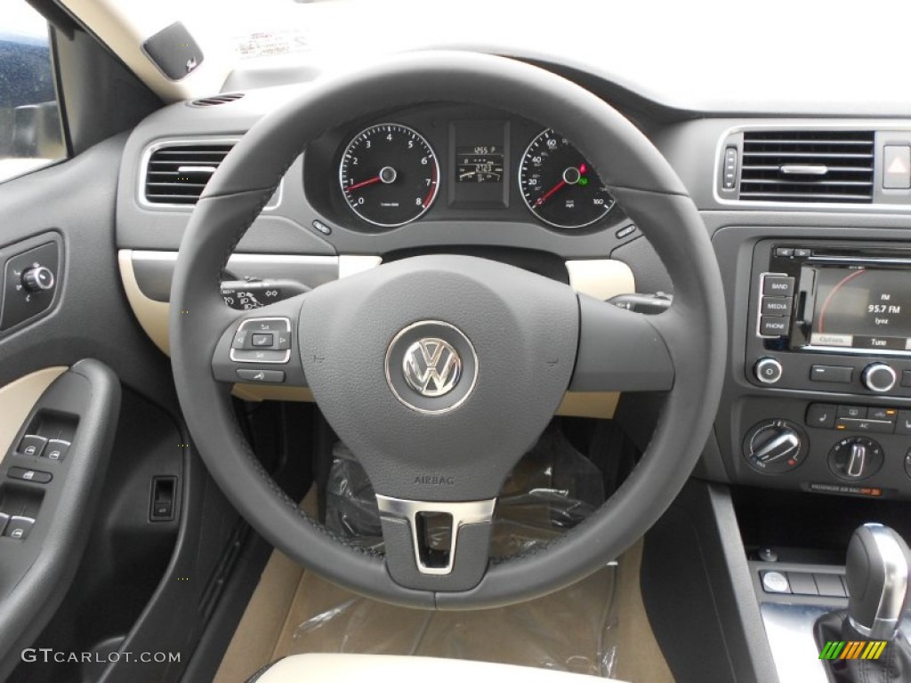 2012 Volkswagen Jetta SEL Sedan 2 Tone Cornsilk/Black Steering Wheel Photo #63083717
