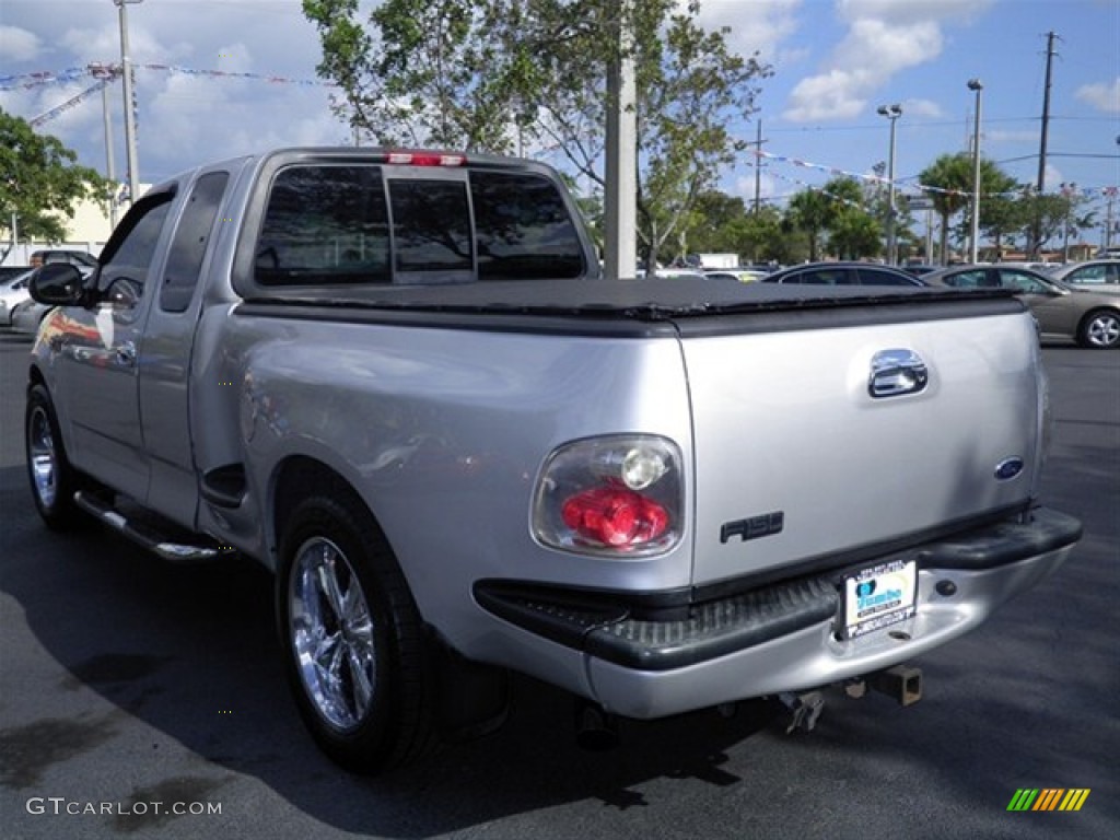 2003 F150 XLT SuperCab - Silver Metallic / Medium Graphite Grey photo #7