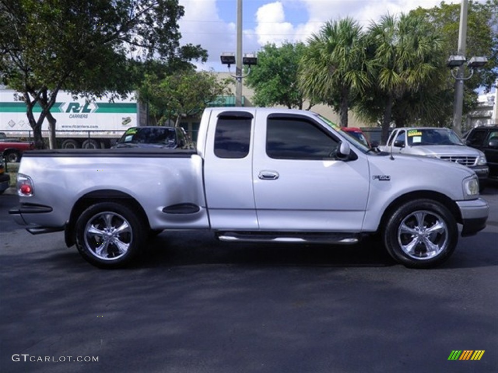 2003 F150 XLT SuperCab - Silver Metallic / Medium Graphite Grey photo #12