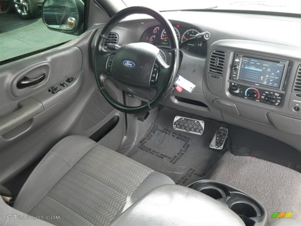 2003 F150 XLT SuperCab - Silver Metallic / Medium Graphite Grey photo #20