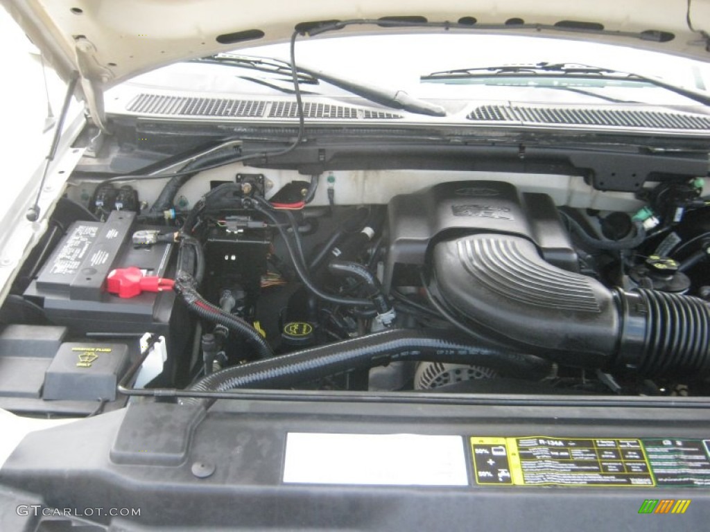 2003 Ford F150 STX Regular Cab 4x4 Engine Photos