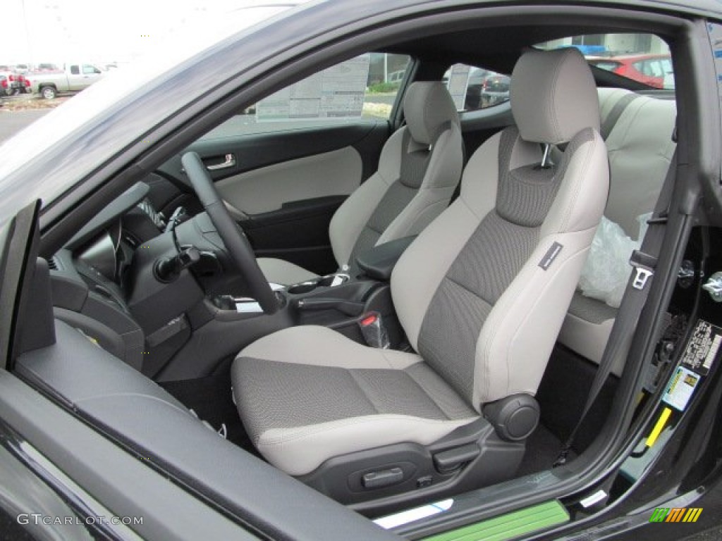 2013 Genesis Coupe 2.0T Premium - Becketts Black / Gray Leather/Gray Cloth photo #7