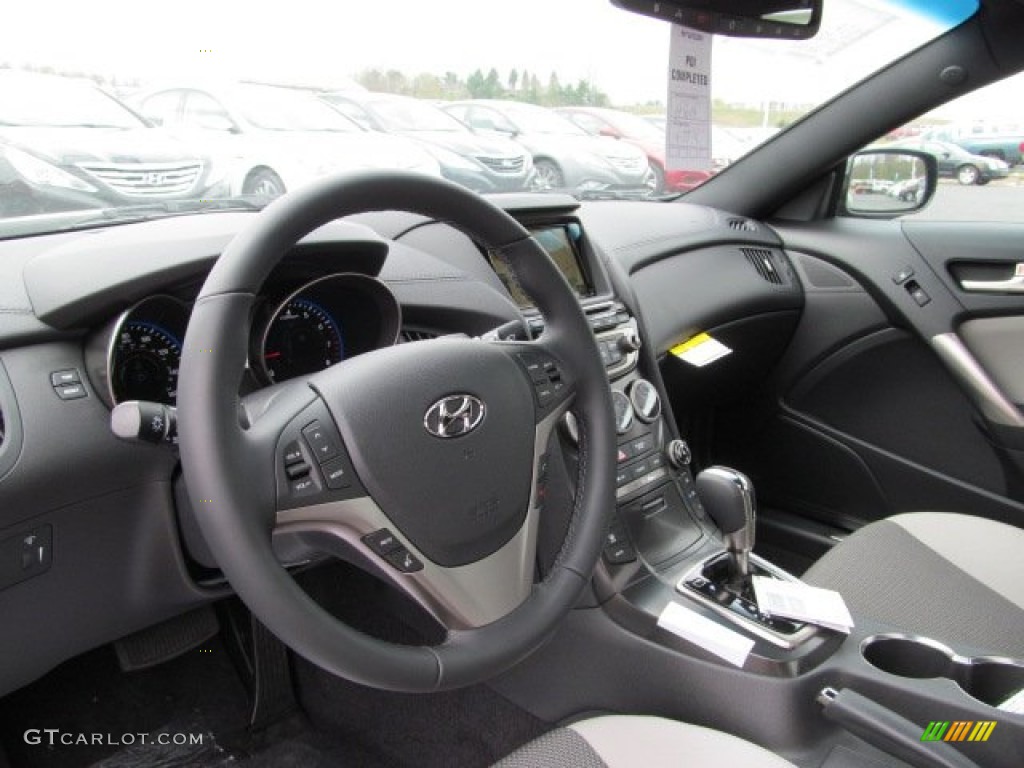 2013 Hyundai Genesis Coupe 2.0T Premium Gray Leather/Gray Cloth Dashboard Photo #63089936