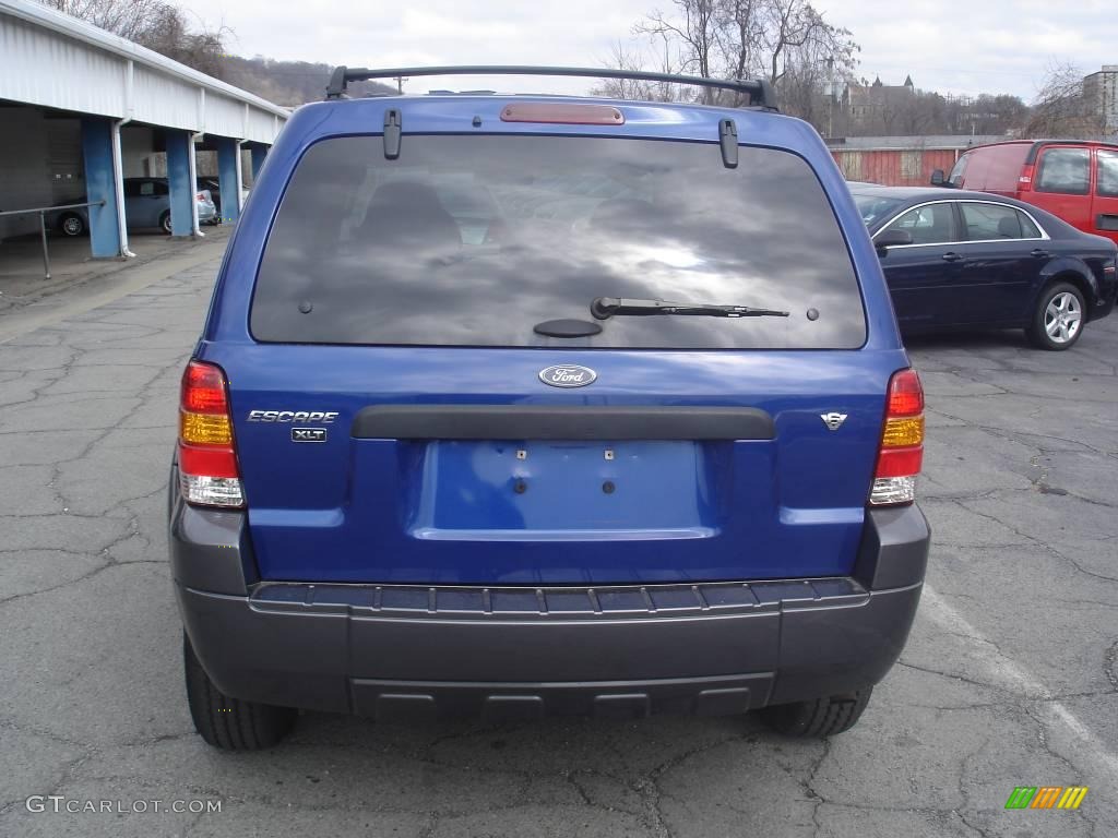 2006 Escape XLT V6 4WD - Sonic Blue Metallic / Medium/Dark Flint photo #22