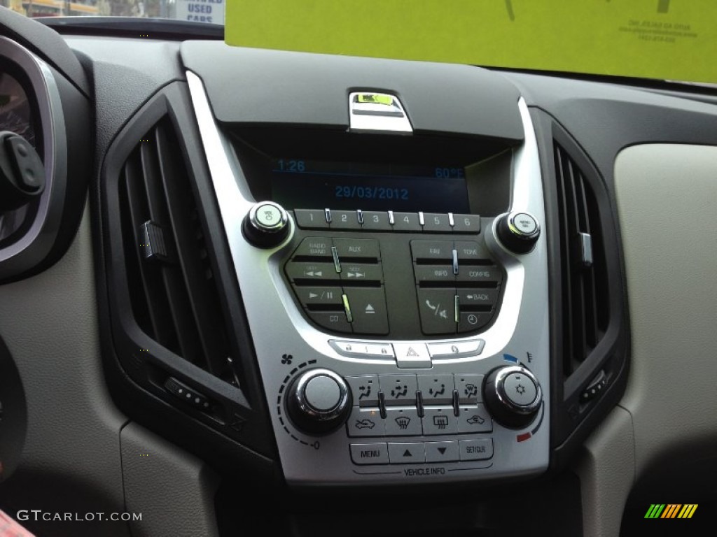 2010 Equinox LS AWD - Black / Jet Black/Light Titanium photo #19