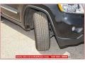 2011 Brilliant Black Crystal Pearl Jeep Grand Cherokee Laredo  photo #10