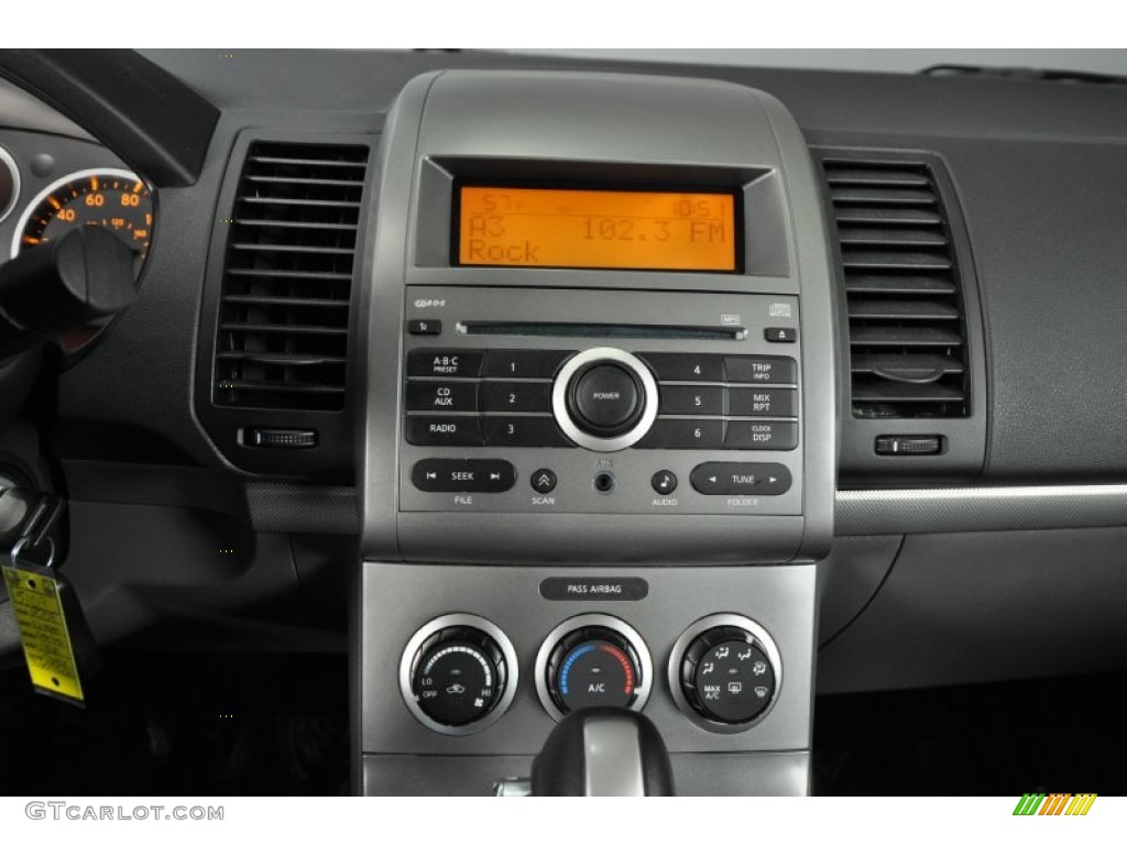 2009 Sentra 2.0 S - Magnetic Gray / Charcoal photo #29