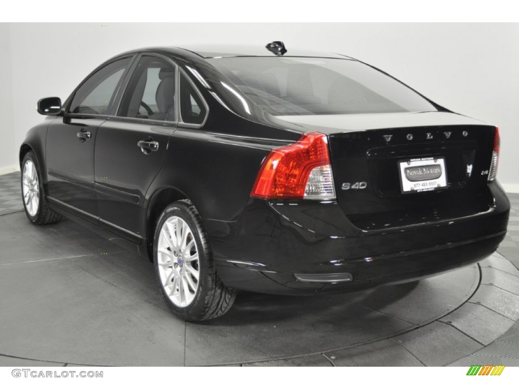 2009 S40 2.4i - Black / Quartz photo #3