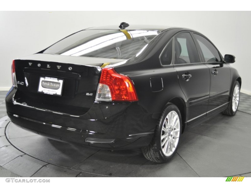 2009 S40 2.4i - Black / Quartz photo #4