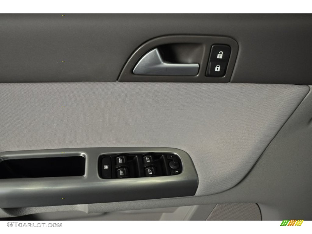 2009 S40 2.4i - Black / Quartz photo #10