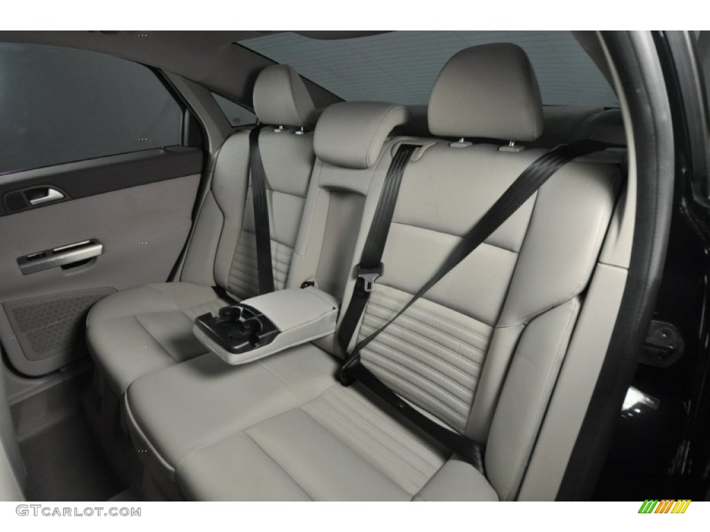 2009 S40 2.4i - Black / Quartz photo #18