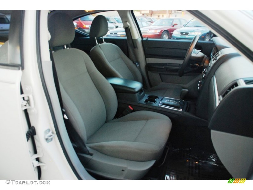 2008 Charger SE - Cool Vanilla Clear Coat / Dark/Light Slate Gray photo #20