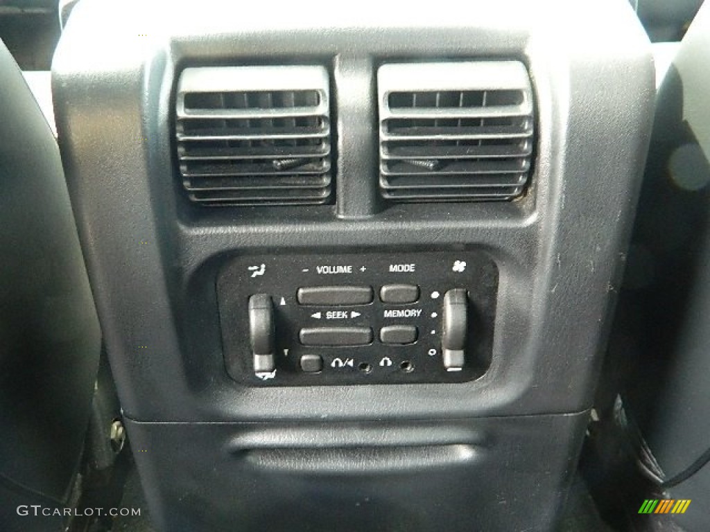 2002 Lincoln Blackwood Crew Cab Controls Photo #63096425