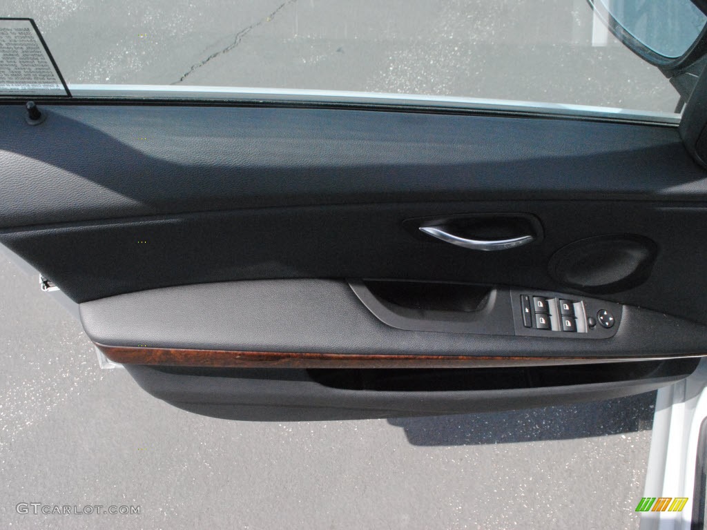 2009 3 Series 328i Sedan - Titanium Silver Metallic / Black photo #15