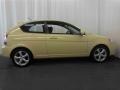 2008 Mellow Yellow Hyundai Accent SE Coupe  photo #17