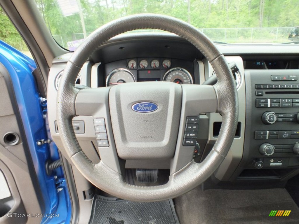 2010 F150 XLT SuperCrew - Blue Flame Metallic / Medium Stone photo #34