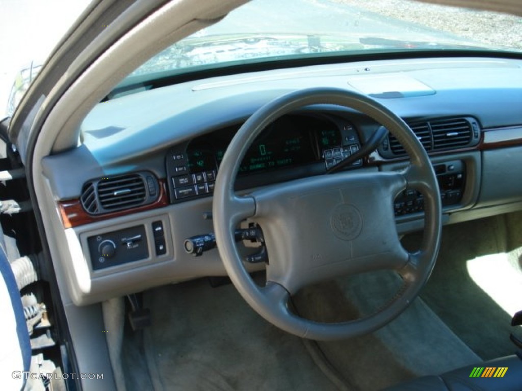 1999 DeVille Sedan - Emerald Green / Black photo #13