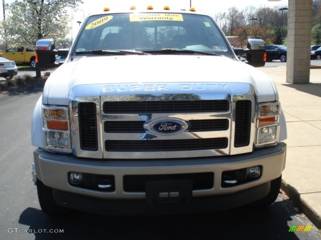 2009 F450 Super Duty King Ranch Crew Cab 4x4 Dually - Oxford White / Chaparral Leather photo #3