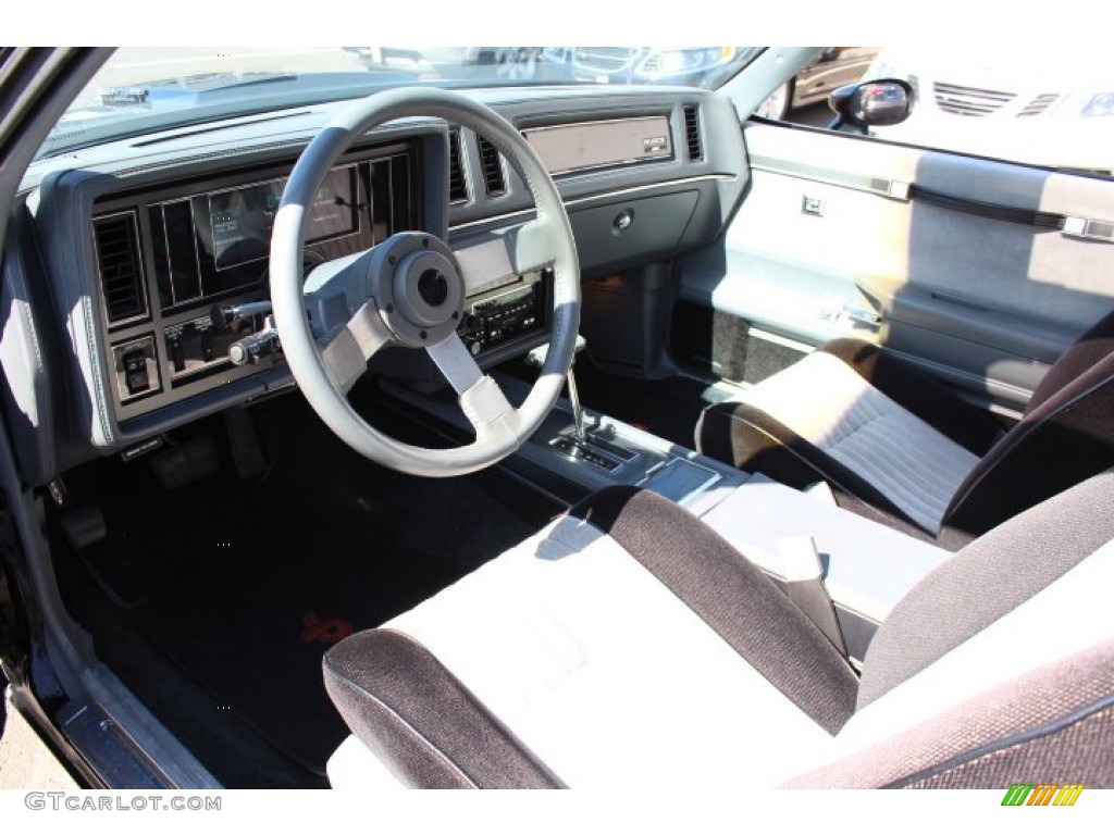 Grey Interior 1986 Buick Regal T-Type Grand National Photo #63105345