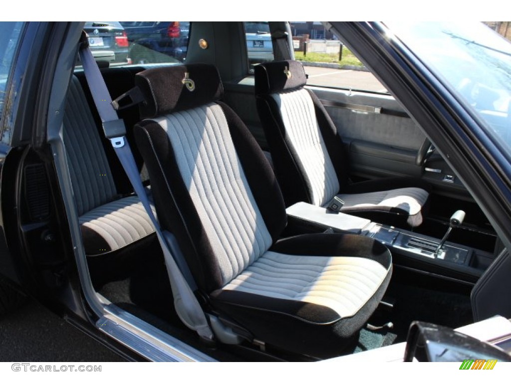 1986 Buick Regal T-Type Grand National Front Seat Photos