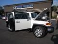 2009 Iceberg White Toyota FJ Cruiser   photo #13