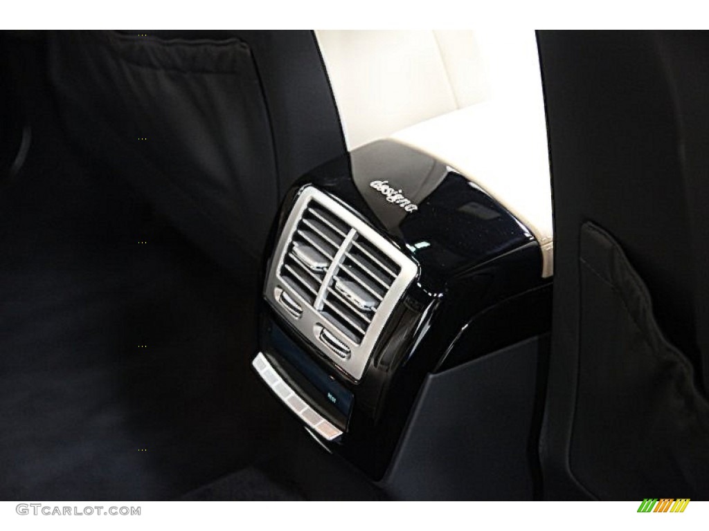 2009 Mercedes-Benz S 550 4Matic Sedan Controls Photo #63106706
