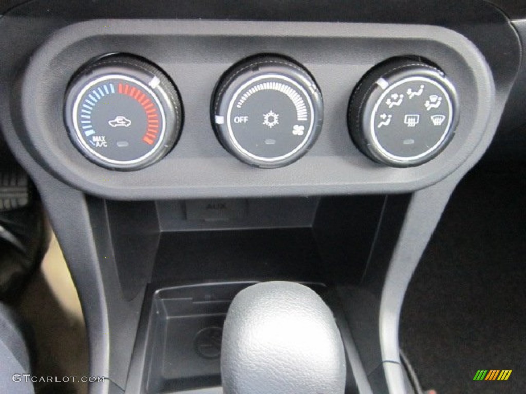 2012 Mitsubishi Lancer ES Controls Photo #63107669