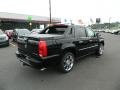 Black Raven - Escalade EXT Premium AWD Photo No. 3