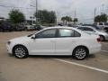 Candy White - Jetta SE Sedan Photo No. 4